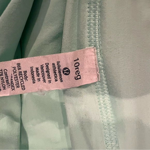 Lululemon Skort - Picture 3 of 3